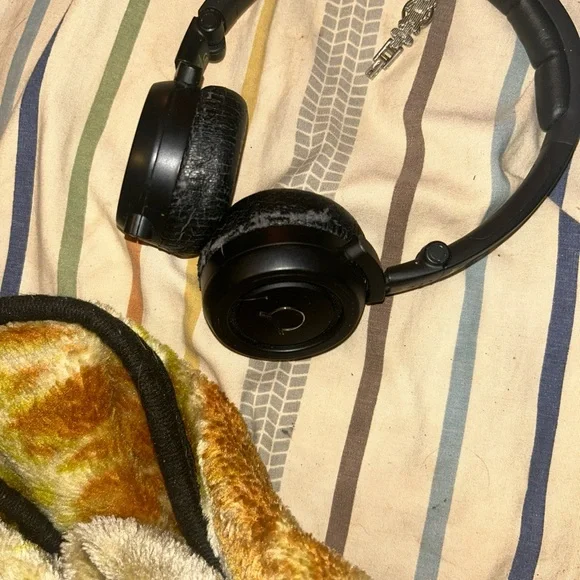 Akg on ear headphones